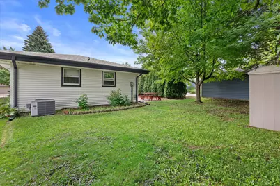 5661 S 24th St, Milwaukee, WI 53221 - Photo 28