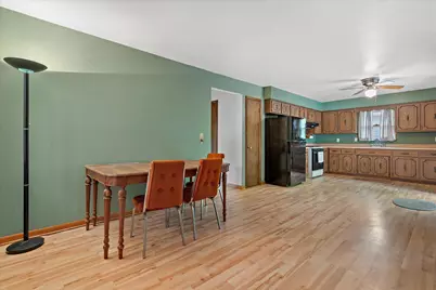 5661 S 24th St, Milwaukee, WI 53221 - Photo 12