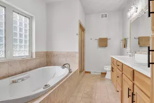 420 N Country Ln, Fond du Lac, WI 54935 - Photo 18