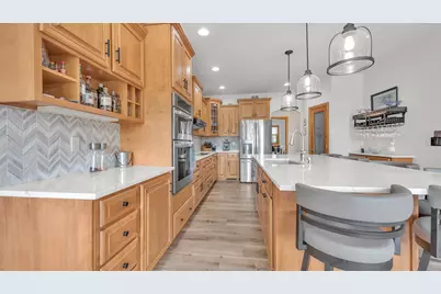 420 N Country Ln, Fond du Lac, WI 54935 - Photo 8