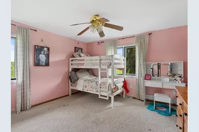 5177  Catalina Ct, Manitowoc, WI 54220 - Photo 20
