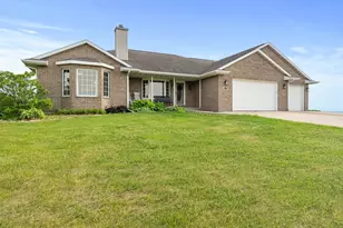 5177 Catalina Ct, Manitowoc Rapids, WI 54220 - Photo 28