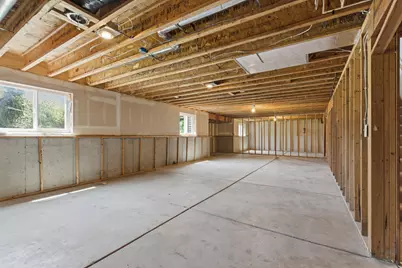 543  Camarosa Ct, Jackson, WI 53012 - Photo 18
