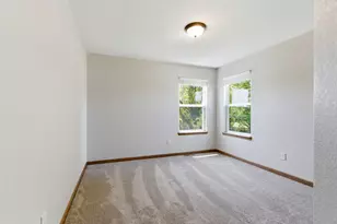 543 Camarosa Ct, Jackson, WI 53012 - Photo 16