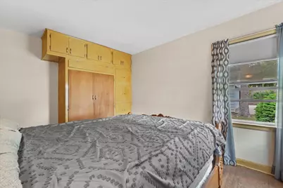 637  Oak St, South Milwaukee, WI 53172 - Photo 18