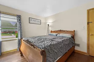 637 Oak St, South Milwaukee, WI 53172 - Photo 16