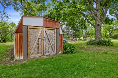 3820  Meachem Rd, Racine, WI 53403 - Photo 32