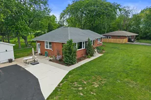 3820 Meachem Rd, Racine, WI 53403 - Photo 30