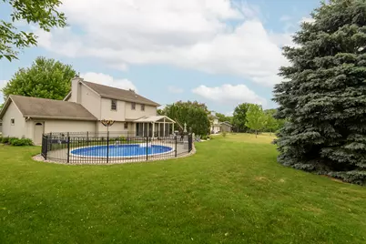 W160N10664  Fieldstone Pass, Germantown, WI 53022 - Photo 38