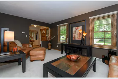 W160N10664  Fieldstone Pass, Germantown, WI 53022 - Photo 4