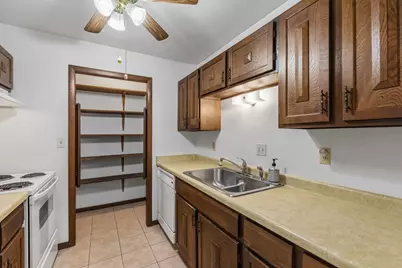 125 N University Dr #105, West Bend, WI 53095 - Photo 2