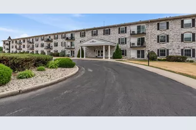 125 N University Dr #105, West Bend, WI 53095 - Photo 12