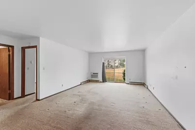125 N University Dr #105, West Bend, WI 53095 - Photo 16