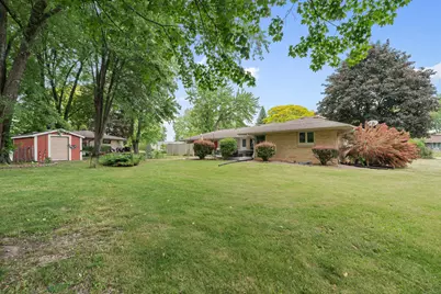 N76W14321  Lari Lou Dr, Menomonee Falls, WI 53051 - Photo 16