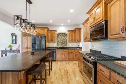 180  Monastery Hill Dr, Lac La Belle, WI 53066 - Photo 6