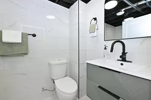 4637 W Scranton Pl, Milwaukee, WI 53216 - Photo 30