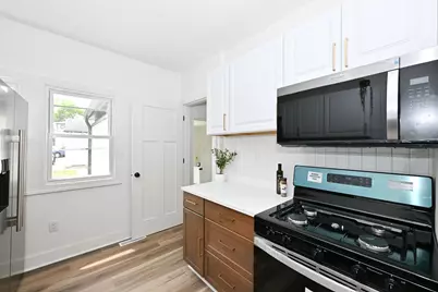 4637 W Scranton Pl, Milwaukee, WI 53216 - Photo 12