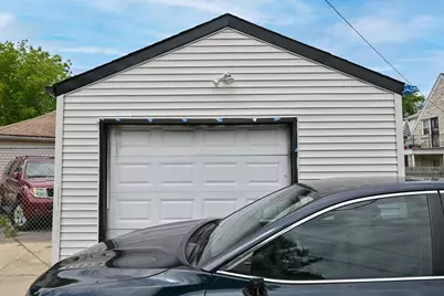 4637 W Scranton Pl, Milwaukee, WI 53216 - Photo 44