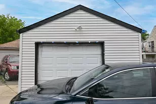 4637 W Scranton Pl, Milwaukee, WI 53216 - Photo 44