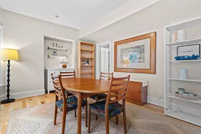 3331 N Bartlett Ave, Milwaukee, WI 53211 - Photo 10