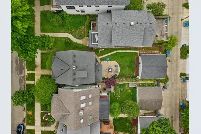 3331 N Bartlett Ave, Milwaukee, WI 53211 - Photo 28