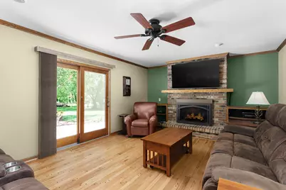 5600 S Kurtz Rd, Hales Corners, WI 53130 - Photo 20