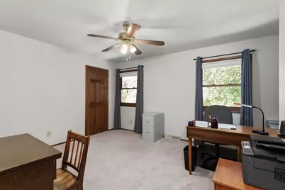 5600 S Kurtz Rd, Hales Corners, WI 53130 - Photo 28