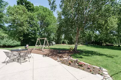 5600 S Kurtz Rd, Hales Corners, WI 53130 - Photo 46