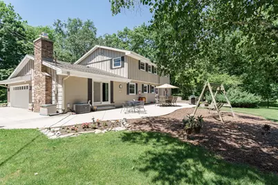 5600 S Kurtz Rd, Hales Corners, WI 53130 - Photo 8