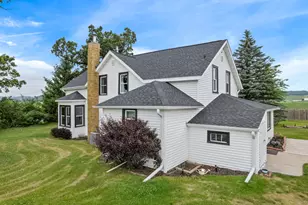 W22882 Little Tamarack Rd, Trempealeau, WI 54630 - Photo 2