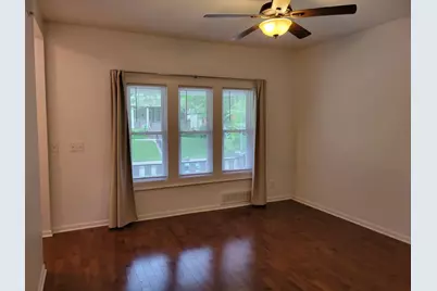 2810 S Lenox St, Milwaukee, WI 53207 - Photo 10