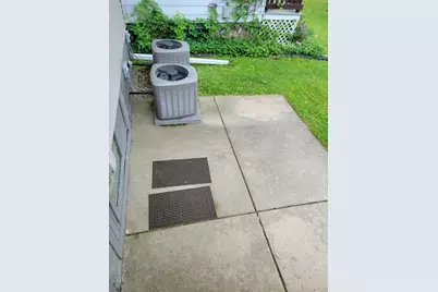 2810 S Lenox St, Milwaukee, WI 53207 - Photo 62