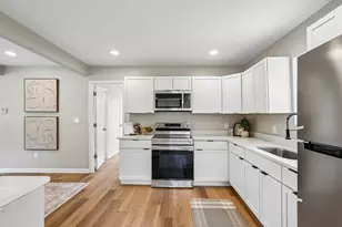 4758 N 49th St, Milwaukee, WI 53218 - Photo 8