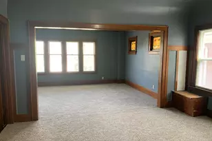 2867 N 37th St, Milwaukee, WI 53210 - Photo 6
