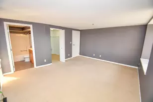 270 E Highland Ave, Milwaukee, WI 53202 - Photo 6