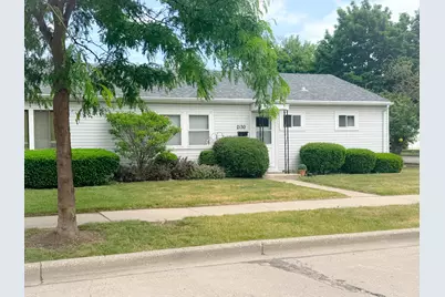2130 W Howard Ave, Milwaukee, WI 53221 - Photo 2
