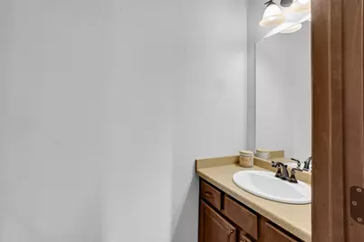 W348N5840  Snapdragon Ct, Oconomowoc, WI 53066 - Photo 18