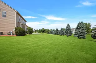 W348N5840 Snapdragon Ct, Oconomowoc, WI 53066 - Photo 36