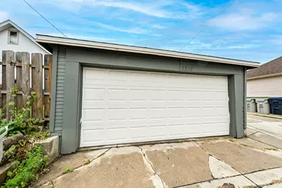 2218 N 56th St, Milwaukee, WI 53208 - Photo 38