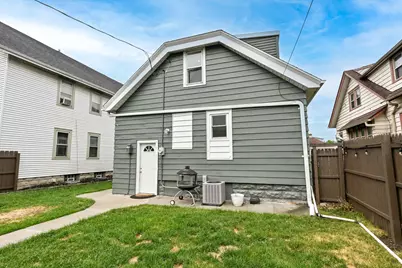2218 N 56th St, Milwaukee, WI 53208 - Photo 36