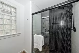 2218 N 56th St, Milwaukee, WI 53208 - Photo 14