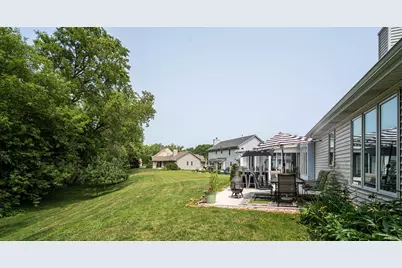 6429 N Sunny Point Rd, Glendale, WI 53217 - Photo 28