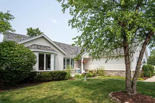 6429 N Sunny Point Rd, Glendale, WI 53217 - Photo 2