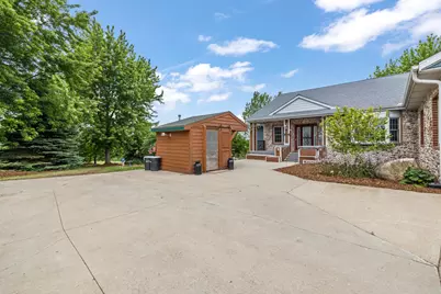 8151  Midland Dr, Wayne, WI 53002 - Photo 6