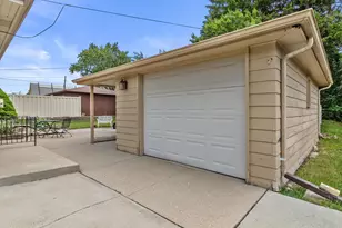 935 Virginia St, Racine, WI 53405 - Photo 36