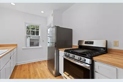 8313  Stickney Ave, Wauwatosa, WI 53213 - Photo 18