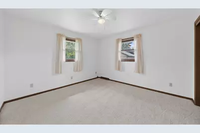 3801 S 14th St, Sheboygan, WI 53081 - Photo 16