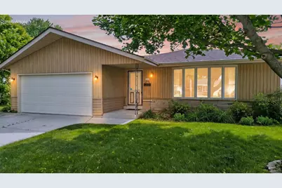 3801 S 14th St, Sheboygan, WI 53081 - Photo 2