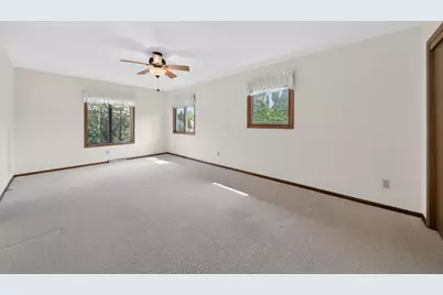 3801 S 14th St, Sheboygan, WI 53081 - Photo 12