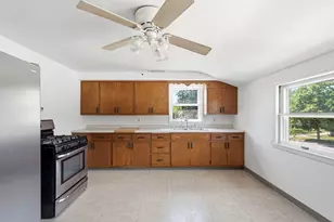 907 High St, West Bend, WI 53090 - Photo 28